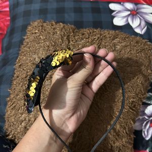 Black Hairband With Bow