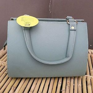 handbag👜 New With Tag