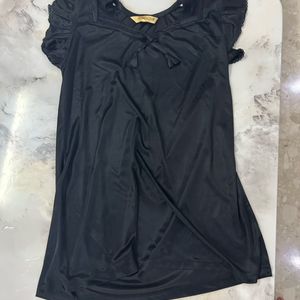 BLACK NIGHTSUIT TOP