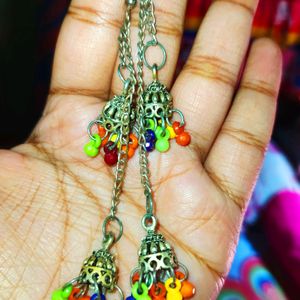 4 BEAUTIFUL EARRINGS & 1 BANGLES