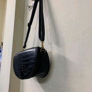 Very New And Extremely Elegant Sling Bag