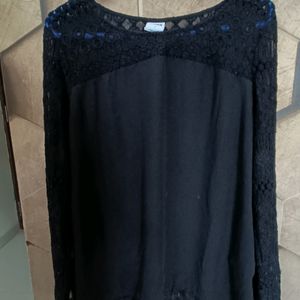 VeroModa Top In Black Colour