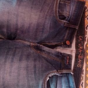 It Is A Jeans Of Catura Brand & This Catura Brand Isn't Available In The Brand List So I'm Mentioning No Brand So Don't Worry & It's A Catura Brand Jeans.