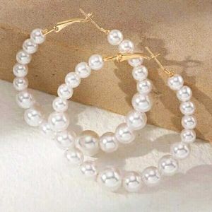 Brand New White Pearl Earrings* 💎👑💖🔥