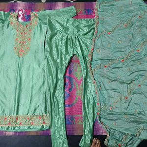 Salwar Suit