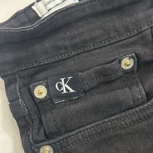 CALVIN KLEIN JEANS