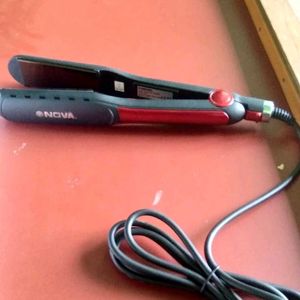 Nova Hair Straightener