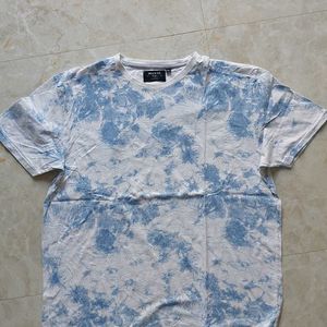 T SHIRT Lightly Used Like New Of Mufti