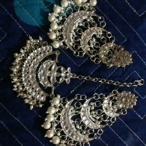 Mangtika Earings Set