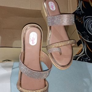 Women Sandals🦋