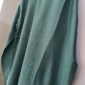 Whitby Washed Silk Shirt: Classy Green colour