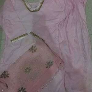 Suit With Heavy Dupatta Set