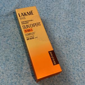 Lakme 9to5 SunExpert 1% Nia-C Sunscreen