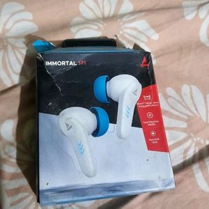 Boat Immortal 171 Earbuds , 60% Off