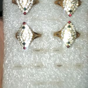 Beutiful Ring Set Of 4