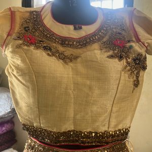 Its A Lehenga Choli Size L