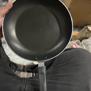 Peigon Frypan Unused With Handle