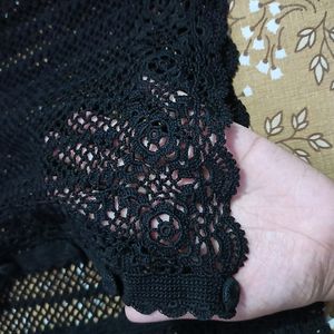 Kuresia Work Handmade Shrug