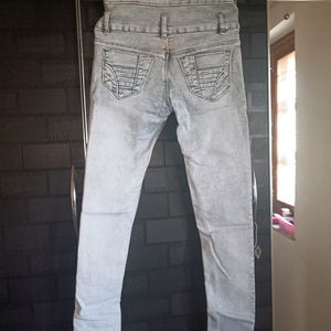 Highwaist Grey Color Skinny Denim Jeans