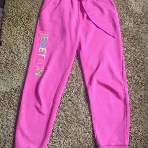 Benetton Joggers. Xs-S