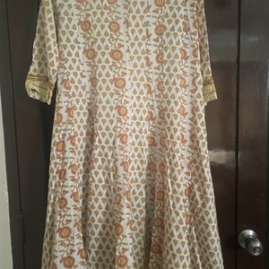 2 Kurtis / A Line Type / Miss Life & Cathie Brand