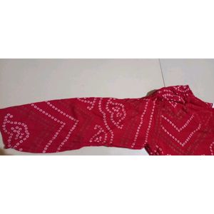 Red & white Chunri Kurta Set