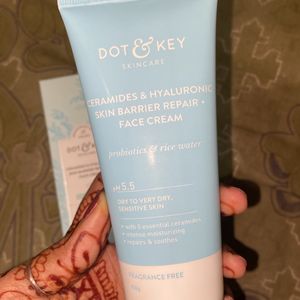 Dot N Key Barrier Repair Face Cream