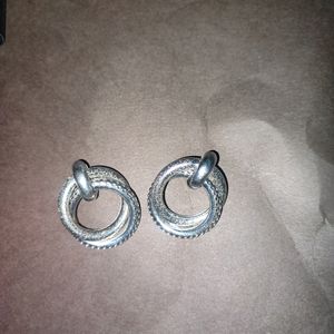 Heavy Material Round Shape Earings