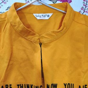 New Unused Yellow Color Boys T-shirt Half Sleeves Size 36 With Front Zipper