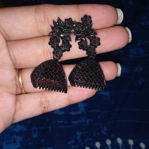 Black Jhumka Set