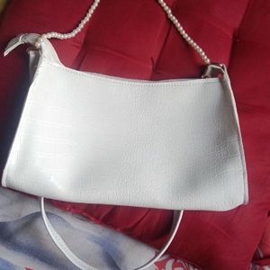 Cute Bag With Pearls + Free Lip Balm