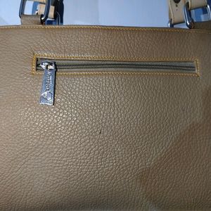 Classic Duckback Handbag