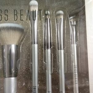 Swiss Beauty Makeup Brush Set