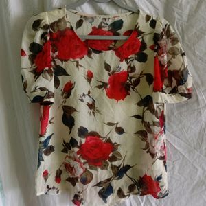 Off white floral mesh top(women)