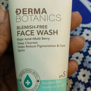 Lotus Derma Botanic Facewash