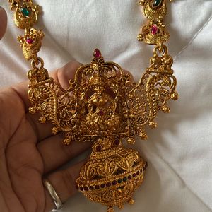 Temple Jewellery Set