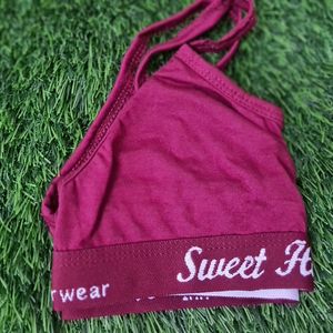 Sport Bra Like New Never Wear