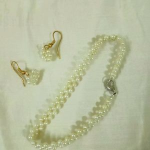 Yellow Pearl Bracelet