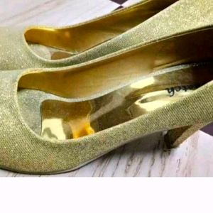 Golden Pencil Heel