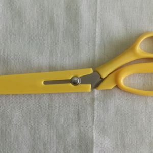 Tailoring scissors