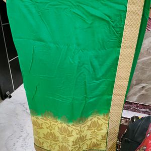 Simple ,Light Weight Green Saree