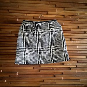 Very Smart And Semi Casual Skirt