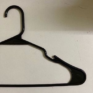 Hangers Pack Of 12