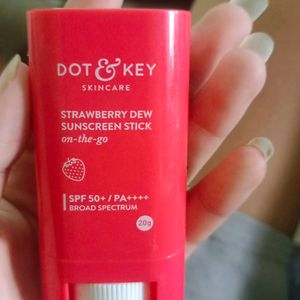 DOT AND KEY STRAWBERRY DEW SUNSCREEN STICK