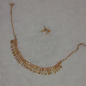 Golden Necklace And Earrings Set