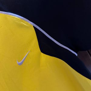 Nike Sports Wear T-shirt