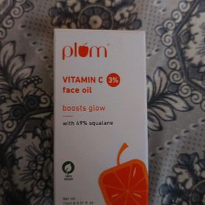 BRAND NEW SEALED PLUM VITAMIN C FACIAL OIL