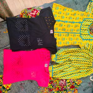 Girls' Combo Kurta Set With 2 T-shirt