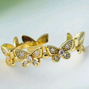 Butterfly Rhinestone Ring .