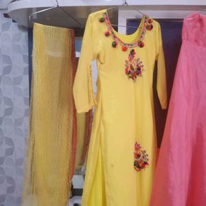 Gamthi Work Drees